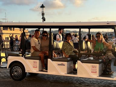 Ancient Roman route included in a catacombs and hidden gems tour