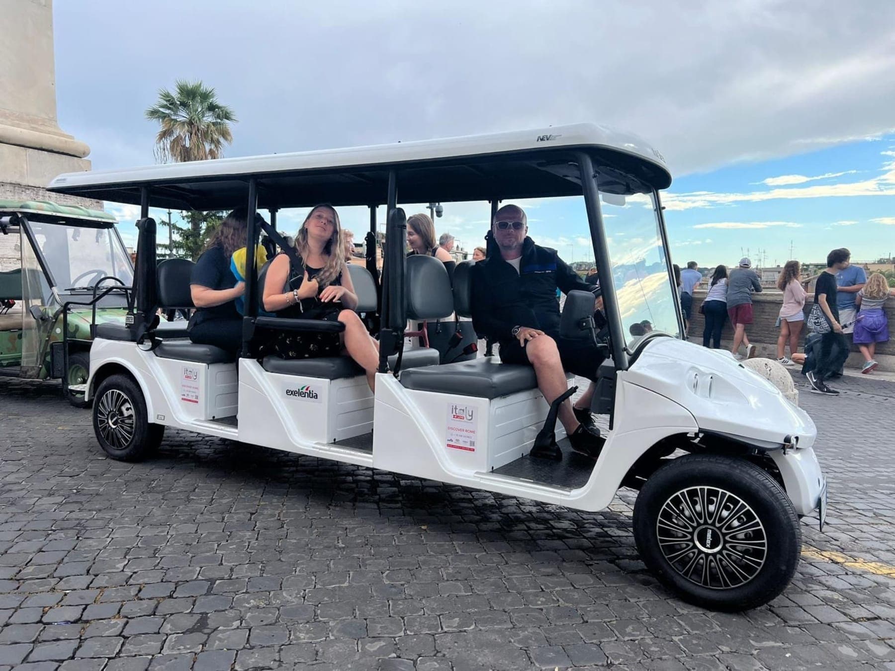 Private golf cart tour: Catacombs and Hidden Gems of Rome visual 4