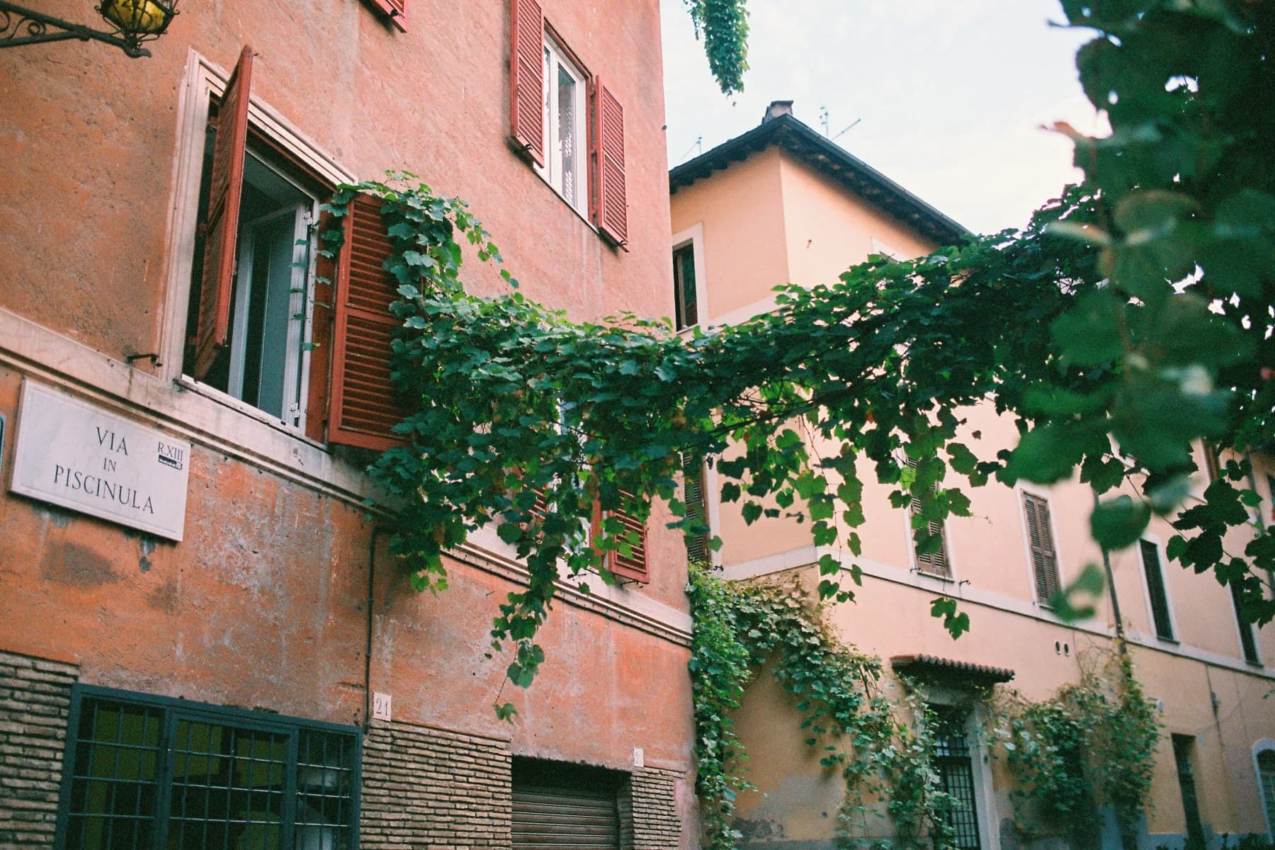 La Dolce Vita: Rome by Golf Cart with Aperitivo in Trastevere visual 2